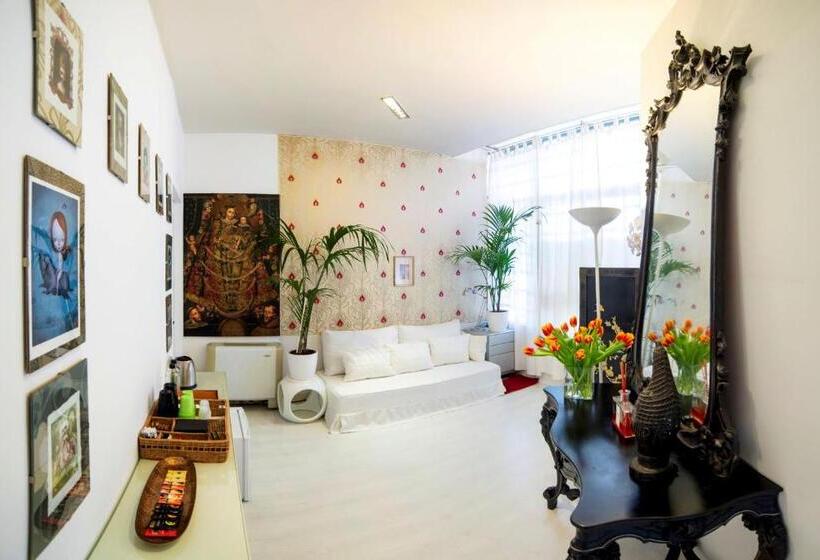 住宿加早餐  My Place Suite Apartment   Milano Navigli