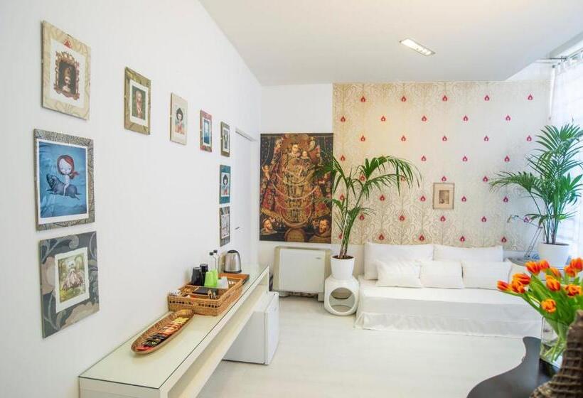 住宿加早餐  My Place Suite Apartment   Milano Navigli