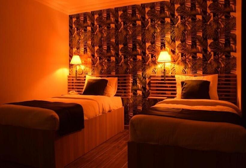 تختخواب و صبحانه Nayada Otel Spa