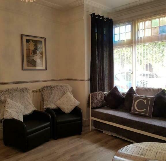 住宿加早餐 The Cedars