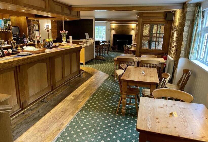 The Crown & Victoria Bed & Breakfast