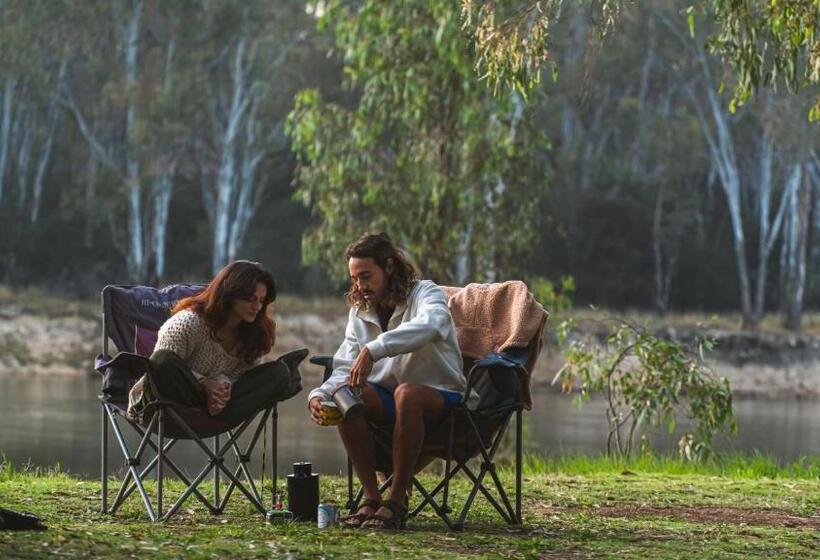 Bed and Breakfast Tocumwal Chocolate School