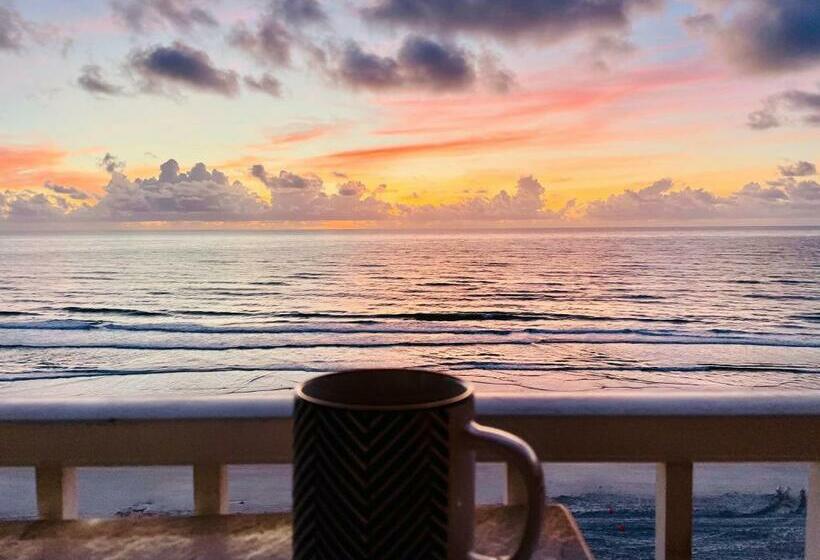 Coastal Peace Penthouse Studio   Oceanfront