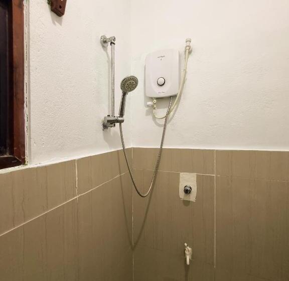 تختخواب و صبحانه Flo Island Home