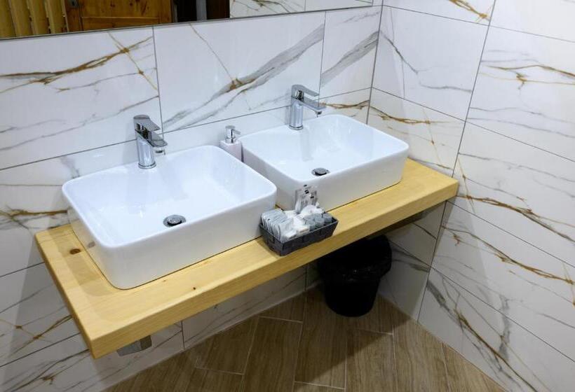 هاستل Penzión Sova