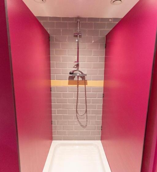 Hostelle   Women Only Hostel London