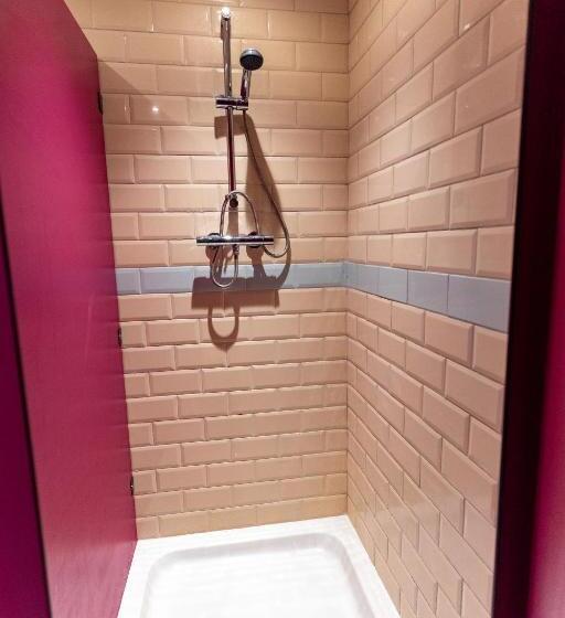 Hostelle   Women Only Hostel London