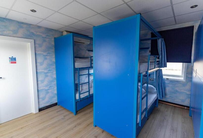 Hostelle   Women Only Hostel London