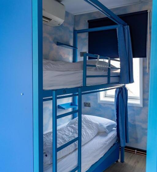 Hostelle   Women Only Hostel London