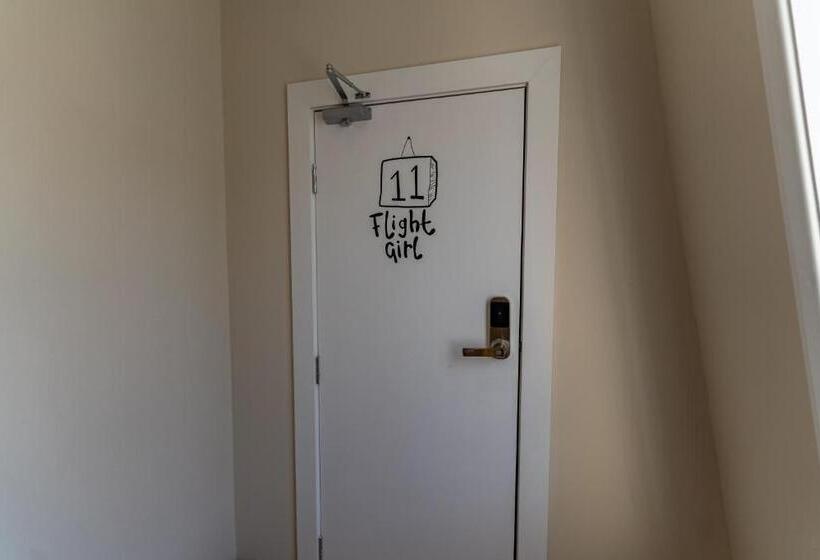 Hostelle   Women Only Hostel London