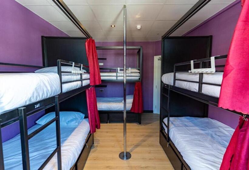 Hostelle   Women Only Hostel London