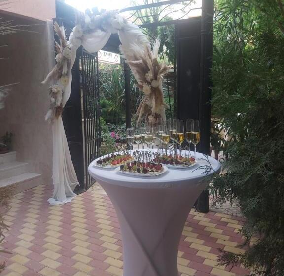 Hotel хотел милениум