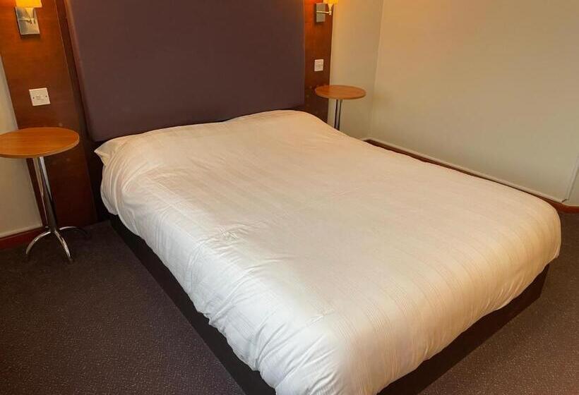 Отель Cat & Lion Country Pub And