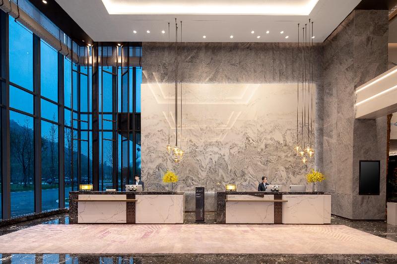 Отель Crowne Plaza Ya An