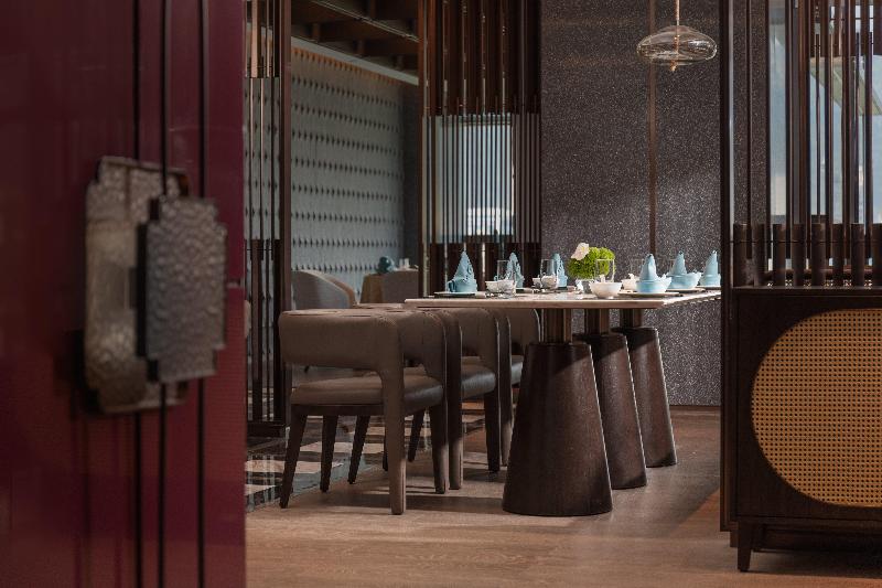 Отель Crowne Plaza Ya An