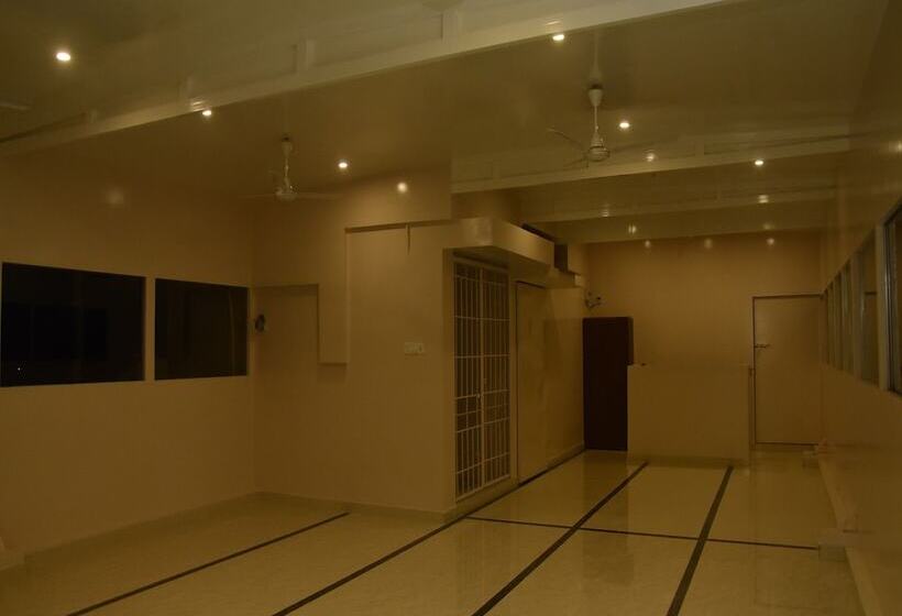 בית מלון כפרי Dass Paradise