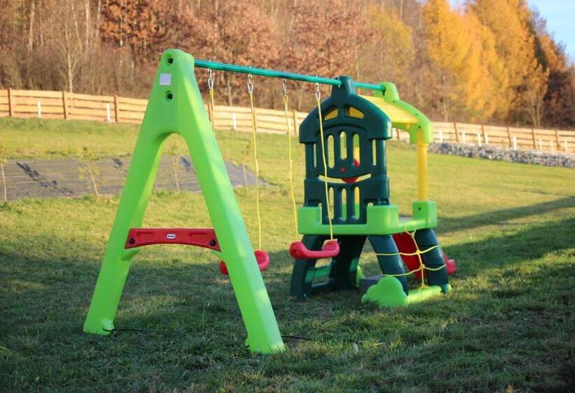 בית מלון כפרי Dom Całoroczny Sudeckie Wzgórze