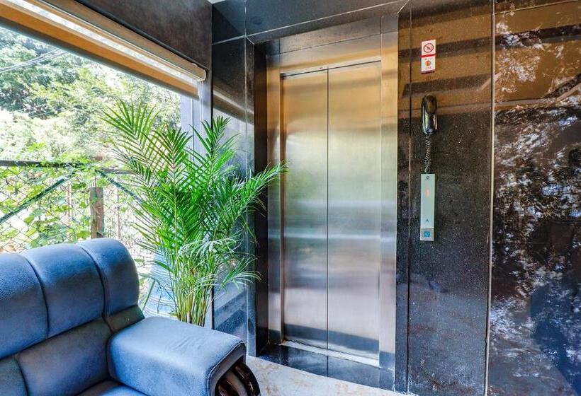 Fabhotel Green Park Residency Nr Manipal Hospital