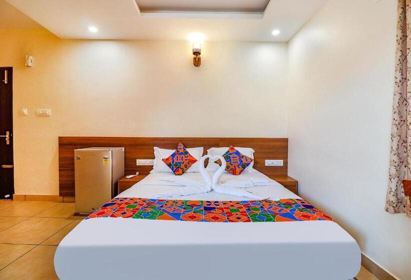 Fabhotel Green Park Residency Nr Manipal Hospital