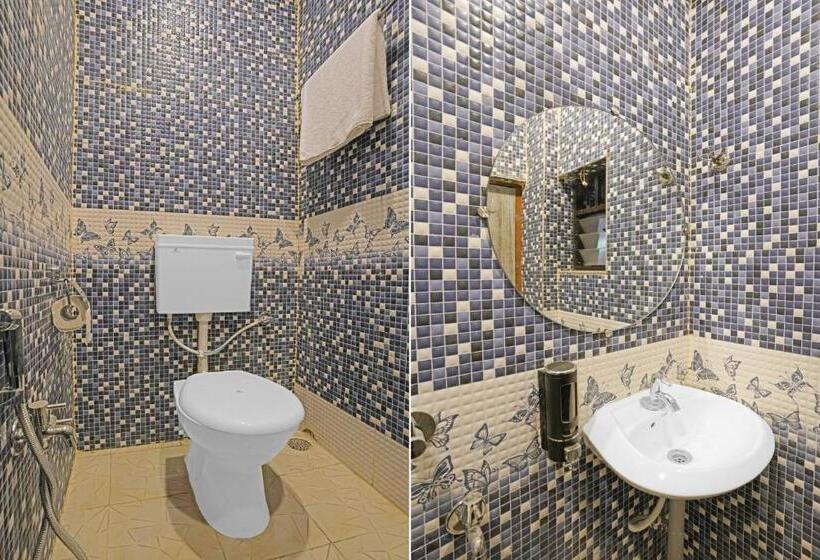 בית מלון כפרי Flagship Lemon Tree Inn