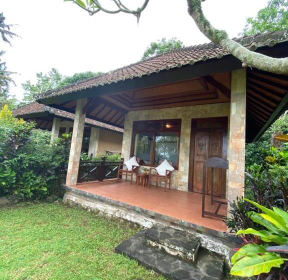 בית מלון כפרי Geriasemalung