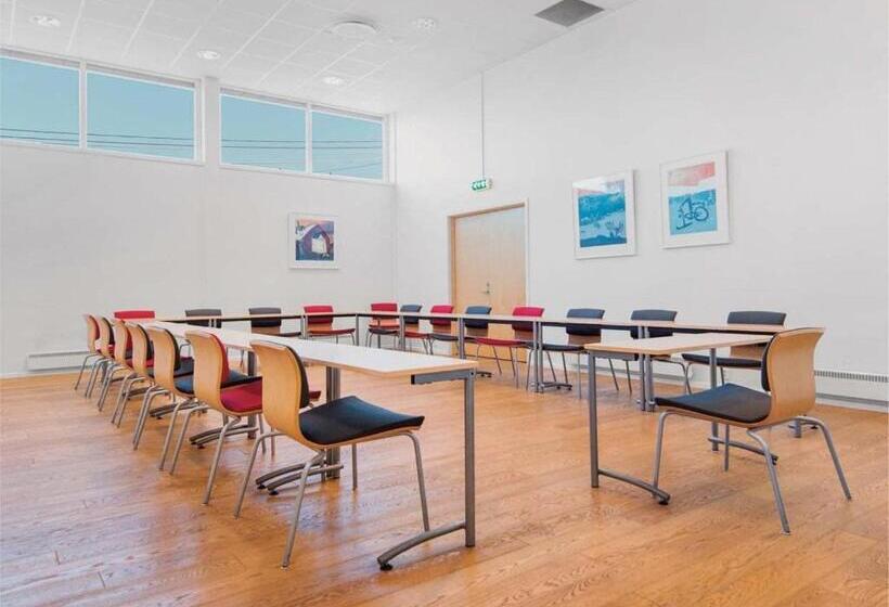 בית מלון כפרי Gjøvik Overnatting