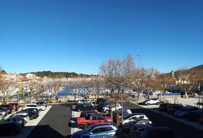 Отель Intense Boutik Hôtel