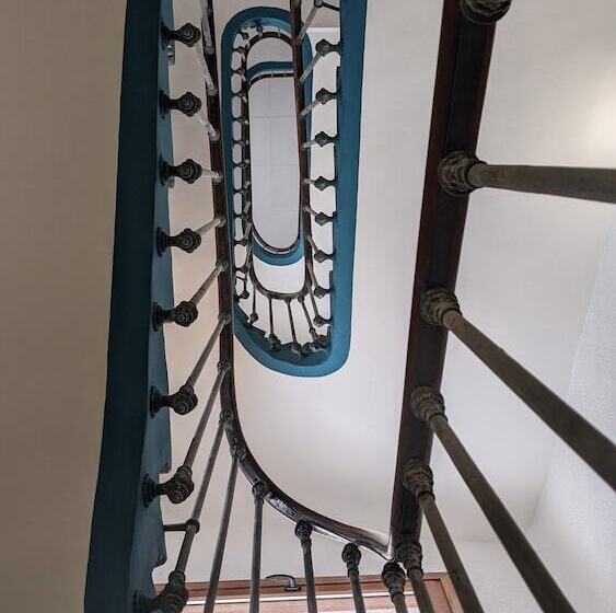 Отель Intense Boutik Hôtel