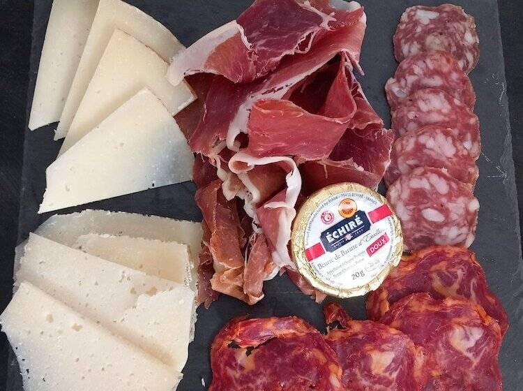 Отель Intense Boutik Hôtel