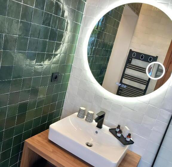 Отель Intense Boutik Hôtel