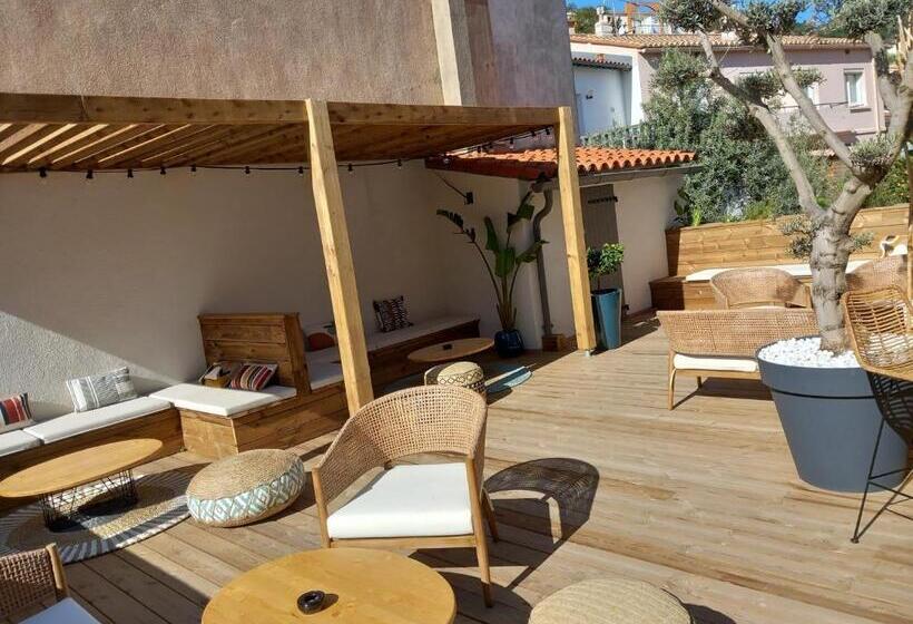 Отель Intense Boutik Hôtel