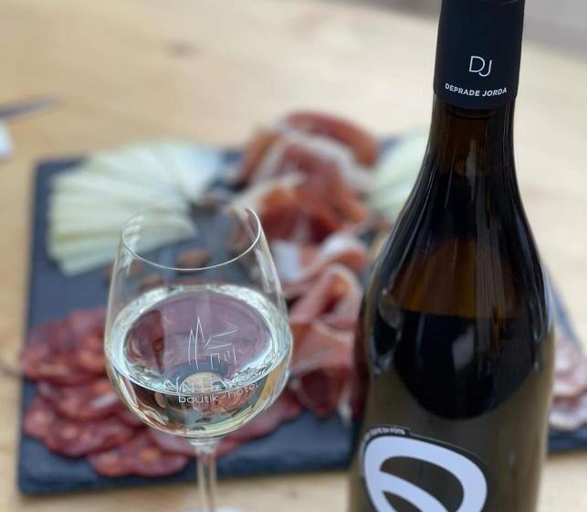 Отель Intense Boutik Hôtel