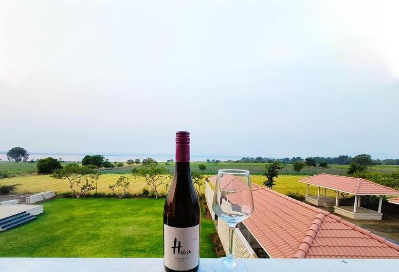 فندق Isola Luxury Farm Suites