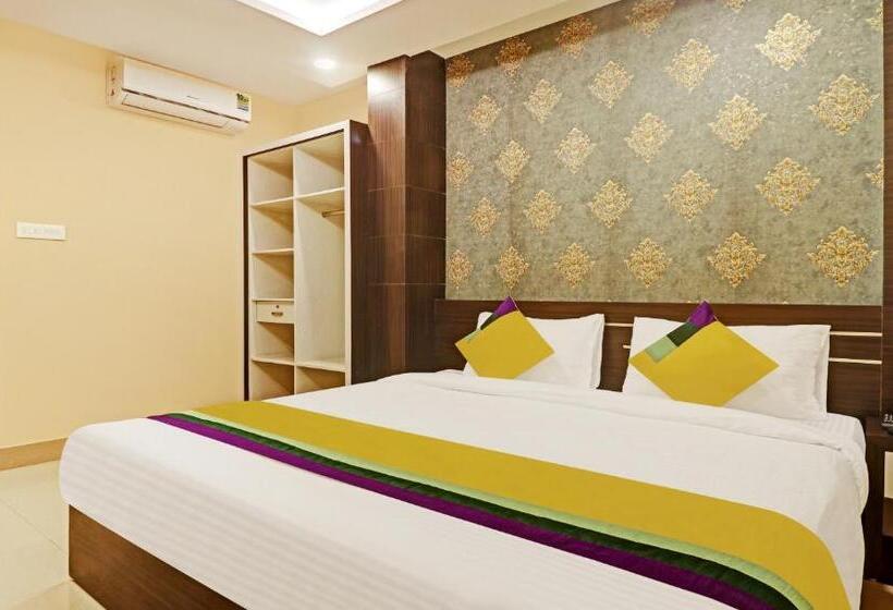 Itsy Hotels Sapphire Residency
