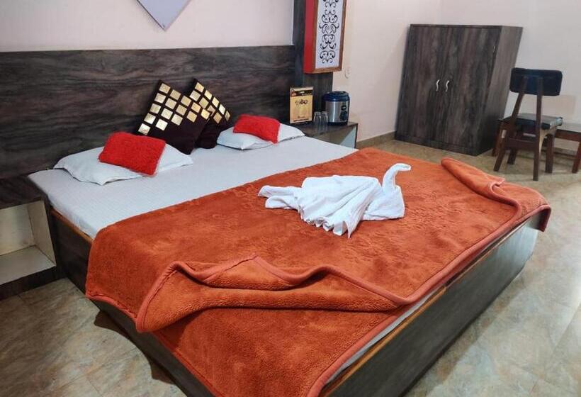 Jain Hotel,pachmarhi