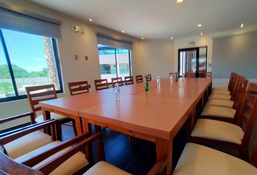 Отель La Querencia