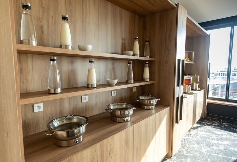 ホテル Le Barracuda & Spa, Centre Port, Pieds Dans L Eau, Vue Mer