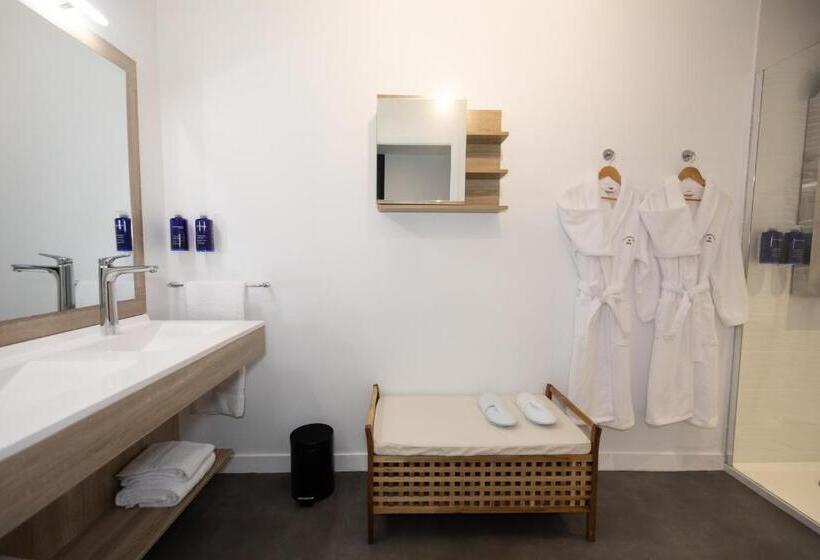 ホテル Le Barracuda & Spa, Centre Port, Pieds Dans L Eau, Vue Mer