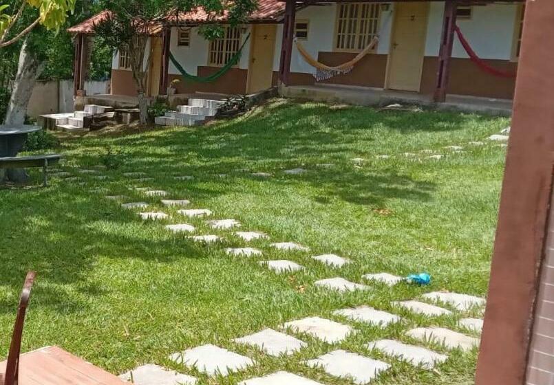 ホテル Lirios Da Vila Pousada