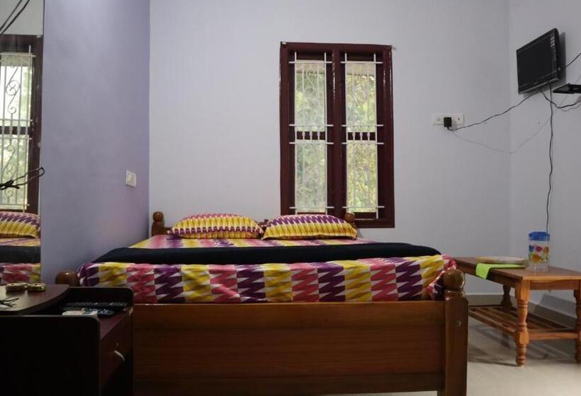 호텔 Nakshatra Resort