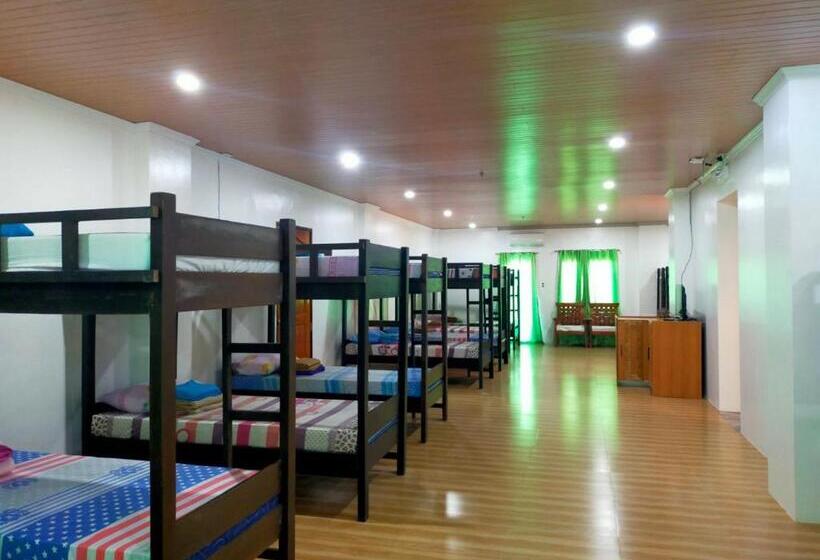 בית מלון כפרי Nest Resort