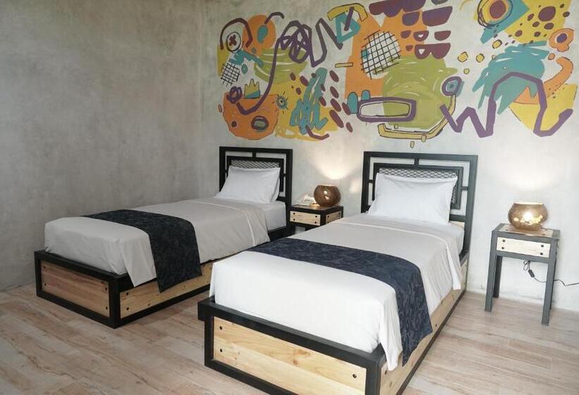 Отель New Puri Garden