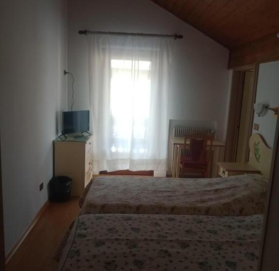 ホテル Oberthaler