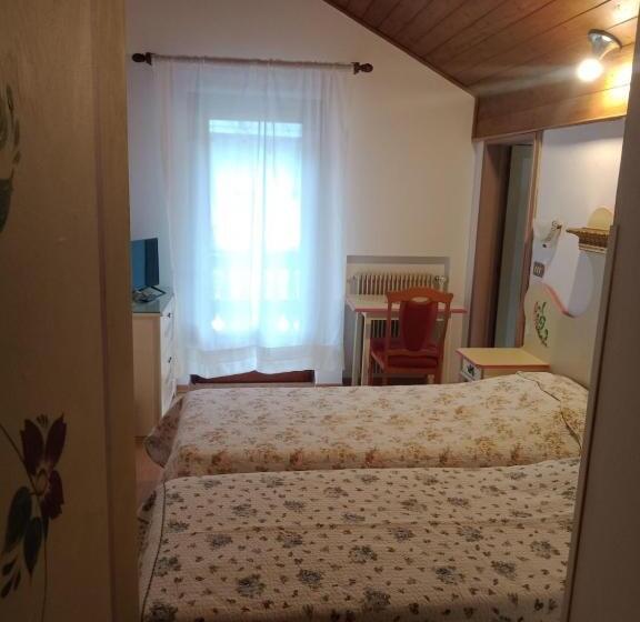 ホテル Oberthaler