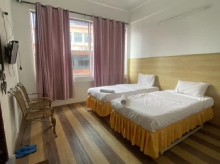 Отель Oyo 90686 Sianglory Inn