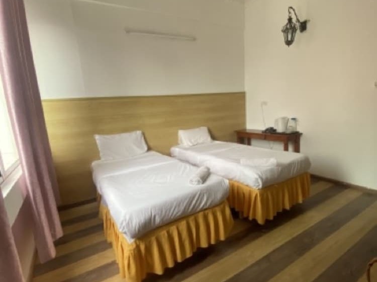 Отель Oyo 90686 Sianglory Inn