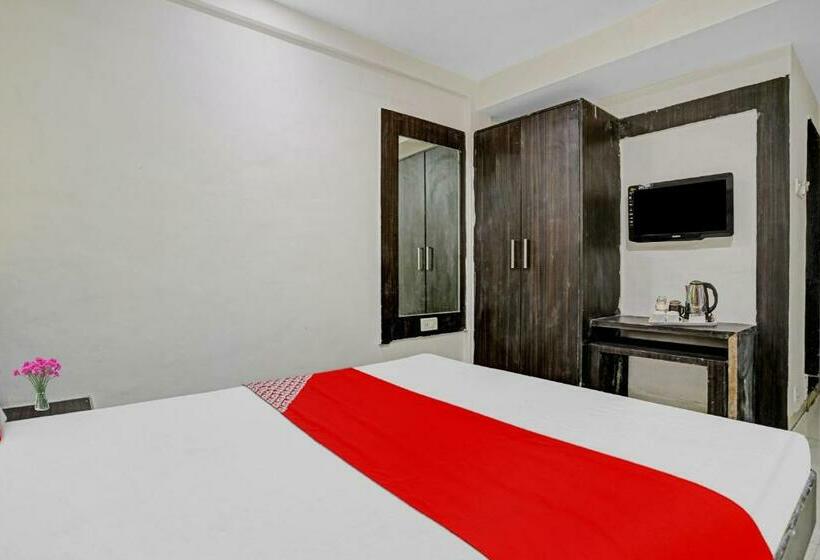 Flagship Hotel New Punjab Lodging