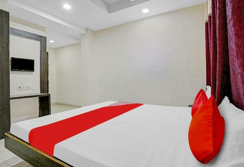 Flagship Hotel New Punjab Lodging