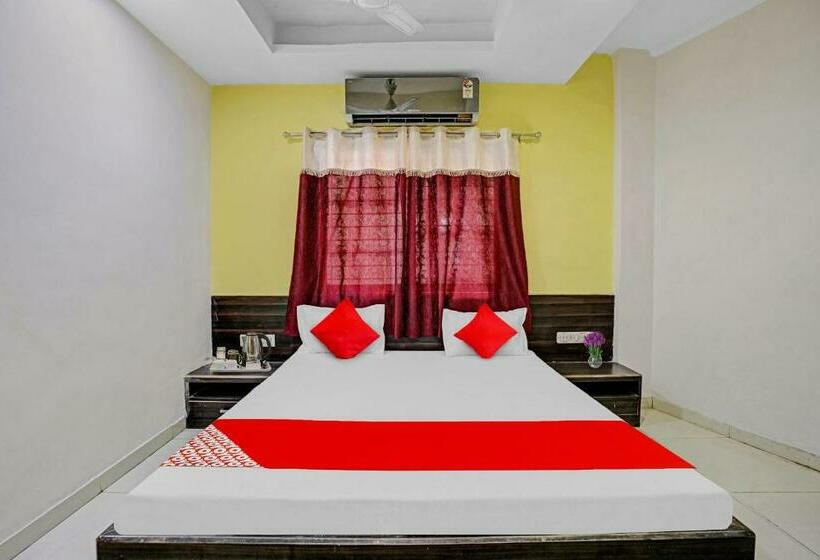 Flagship Hotel New Punjab Lodging