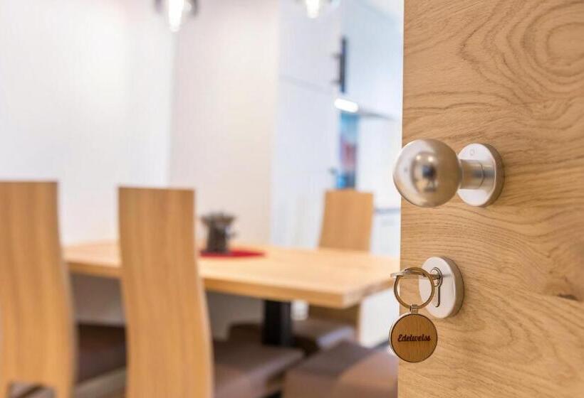 בית מלון כפרי Planerhof Apartment Edelweiss